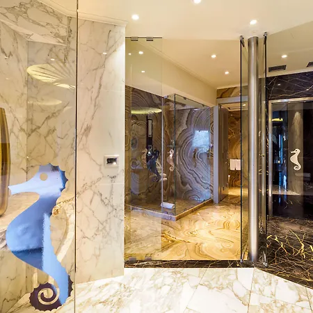 Atlantis Bay - The Leading Of The World 5*