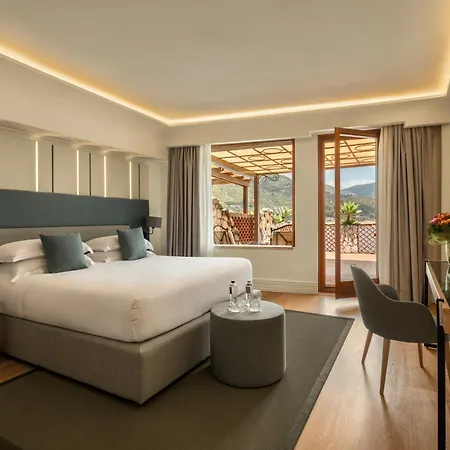 Hotel Atlantis Bay - The Leading Of The World