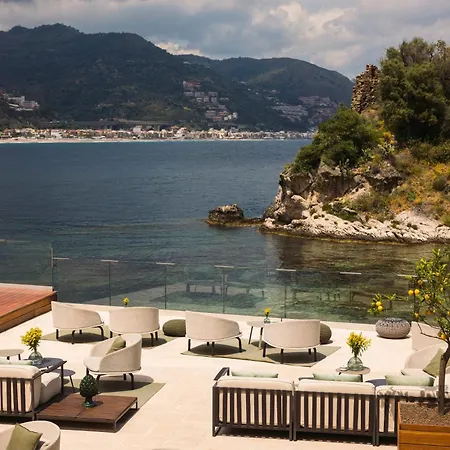 Atlantis Bay - The Leading Of The World 5*
