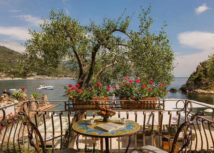 Atlantis Bay - The Leading Of The World Taormine