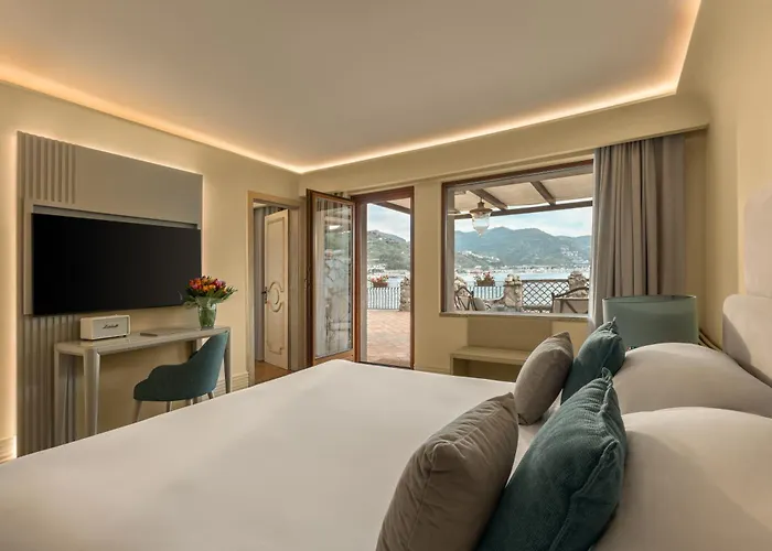 Atlantis Bay - The Leading Of The World 5*