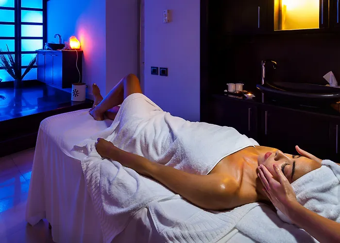 Atlantis Bay - The Leading Of The World