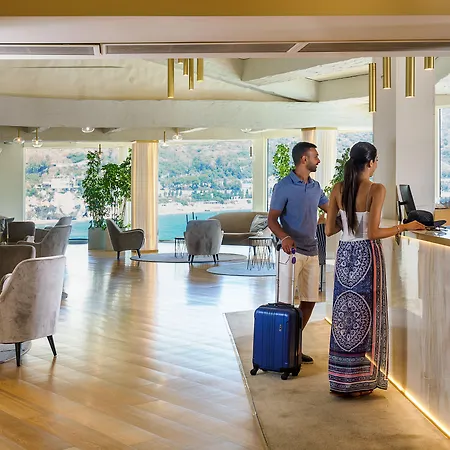 Atlantis Bay - The Leading Of The World Ταορμίνα