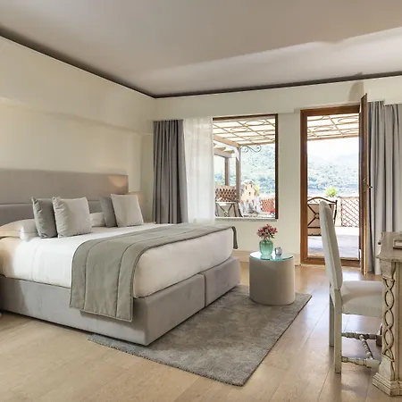 Atlantis Bay - The Leading Of The World 5*